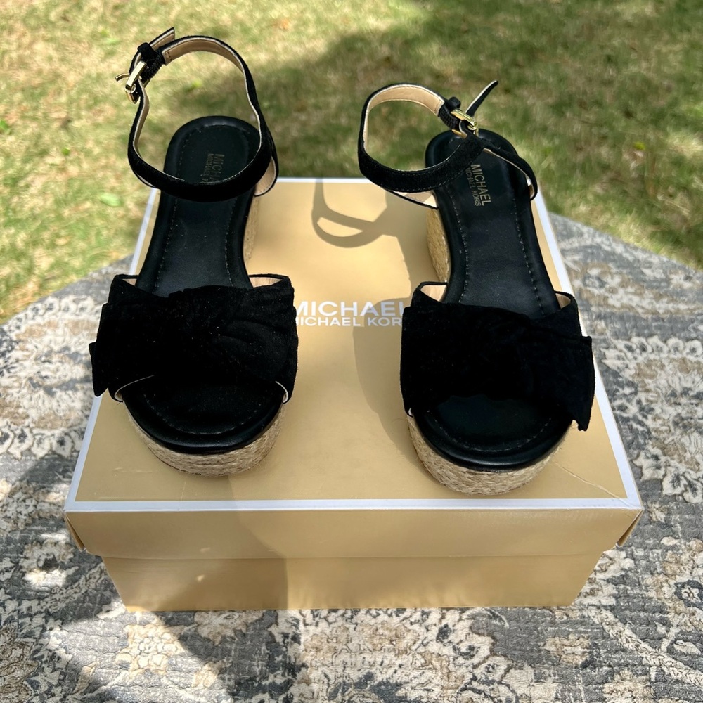 MICHAEL- Michael Kors Mid Wedges - women’s size 5.5 - Picture 6 of 15